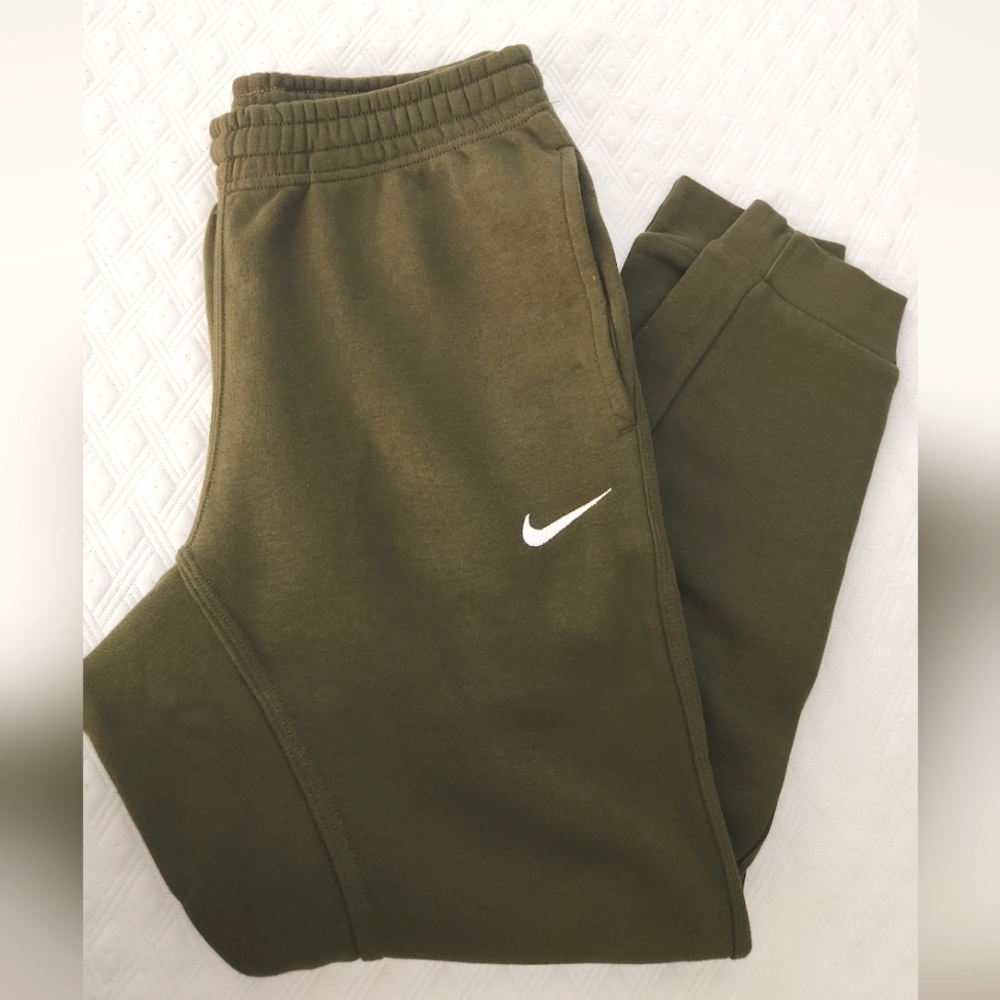 Nike joggers